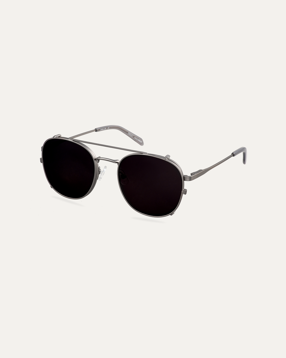 Clip on Sun Leo Wide Satin Gunmetal/Smoke